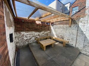 Photo 14- click for photo gallery